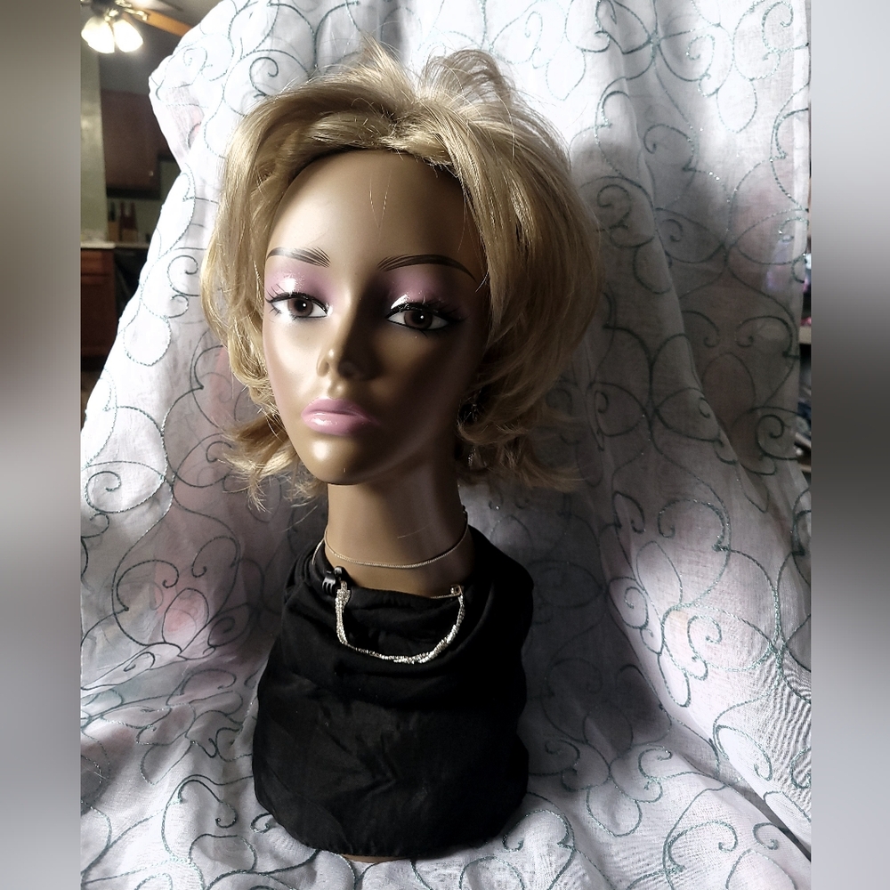 Storm By Noriko Wigs- Color Spring Honey! Beautiful Blonde!